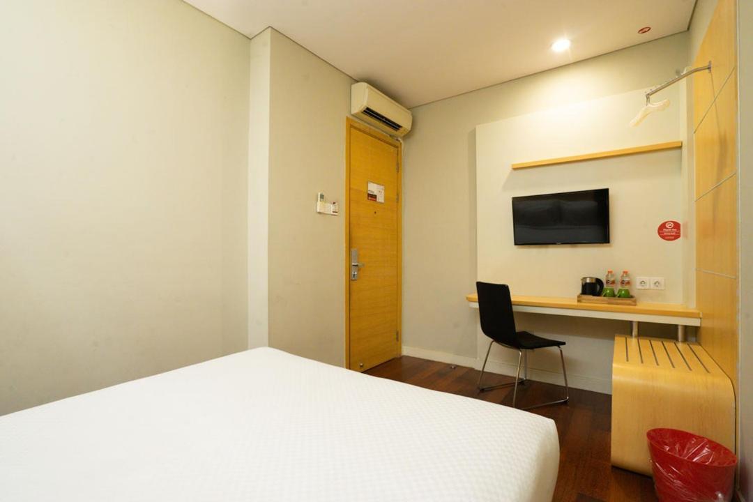 Life Hotel Stasiun Kota 泗水 外观 照片