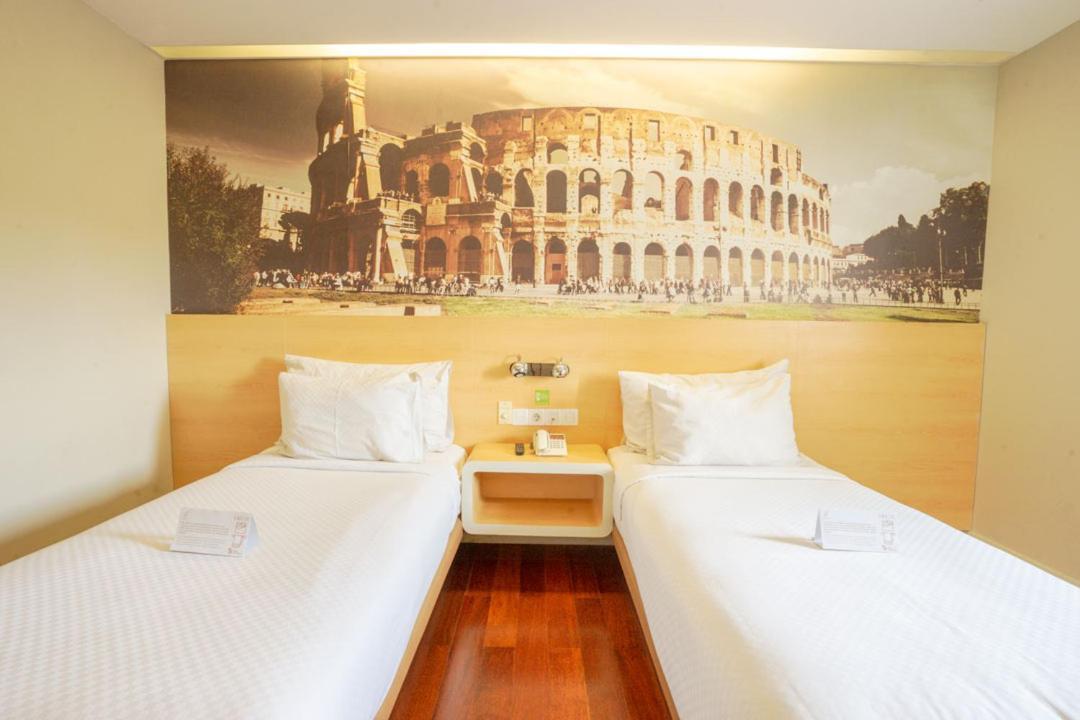 Life Hotel Stasiun Kota 泗水 外观 照片