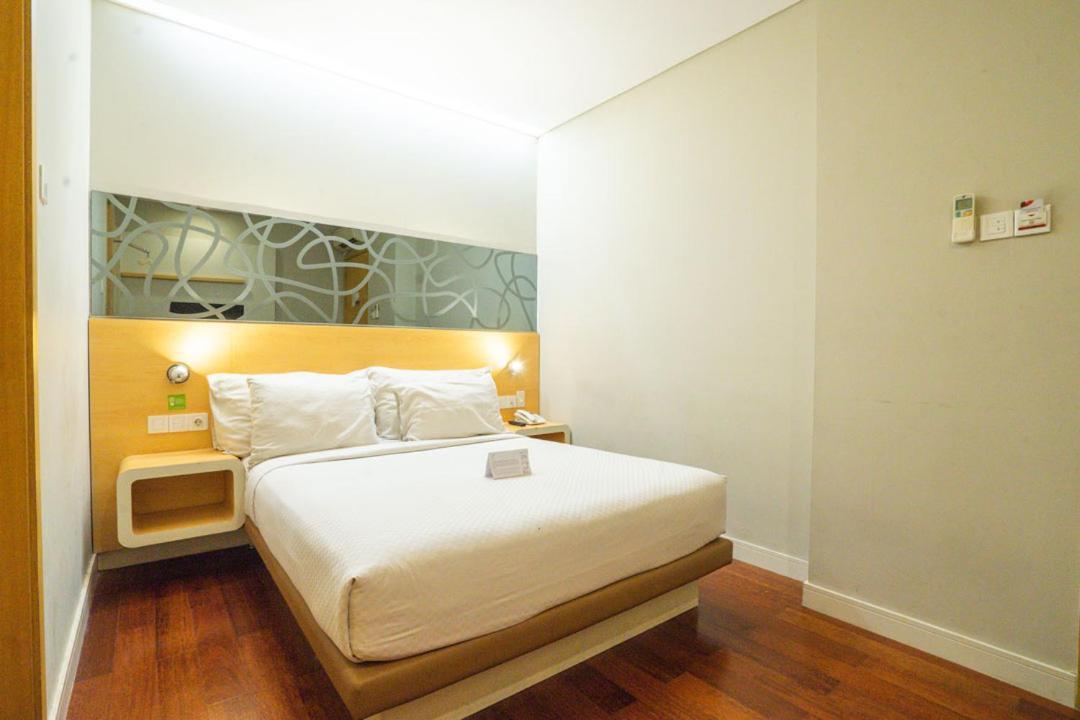 Life Hotel Stasiun Kota 泗水 外观 照片