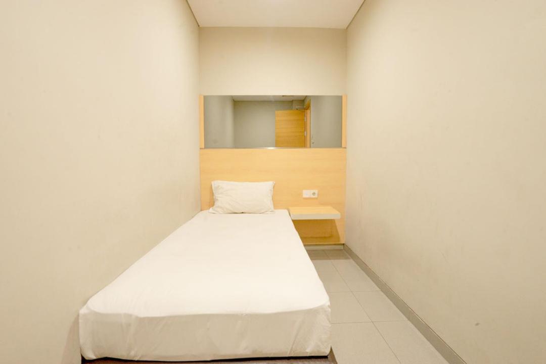 Life Hotel Stasiun Kota 泗水 客房 照片
